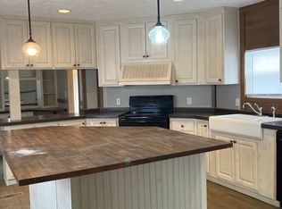 1 Trademark Ln #40, Ripley, WV 25271