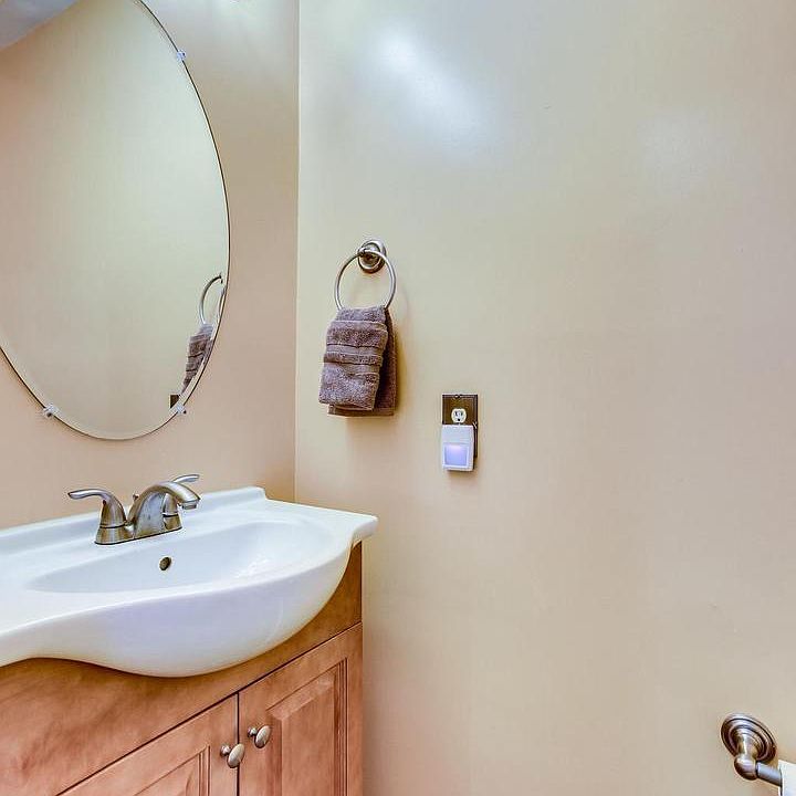 1st image of 21184 Winding Brook Sq