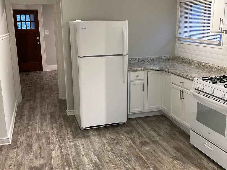 607 E Farnum Ave — Photo 13