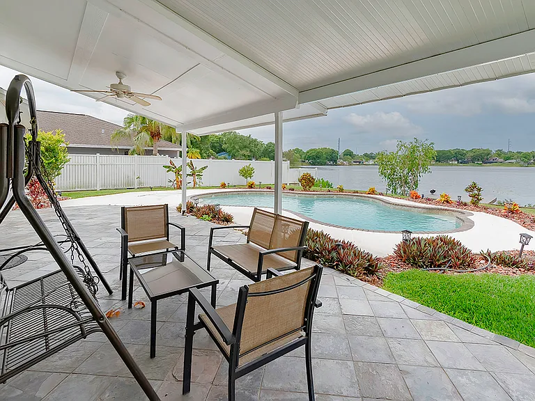 8318 Palma Vista Ln — Photo 4