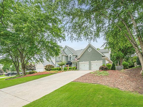 2nd image of 6685 Waterbury Way