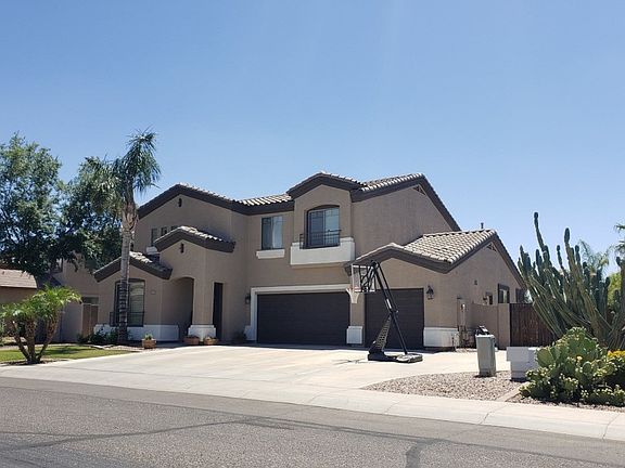 2nd image of 2342 S Wildrose Cir