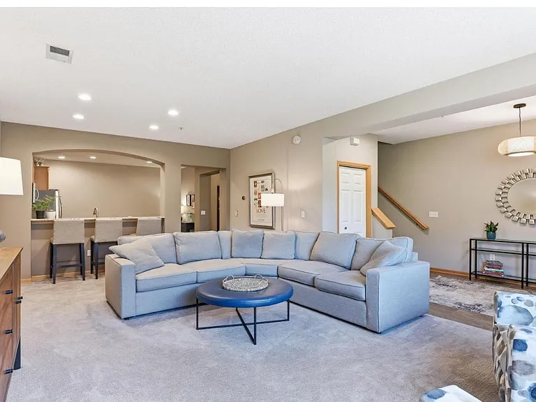 Does not come furnished