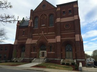 159 Moore St #11277550, Lowell, MA 01852