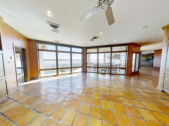 5th image of 4917 Rio Vista Dr