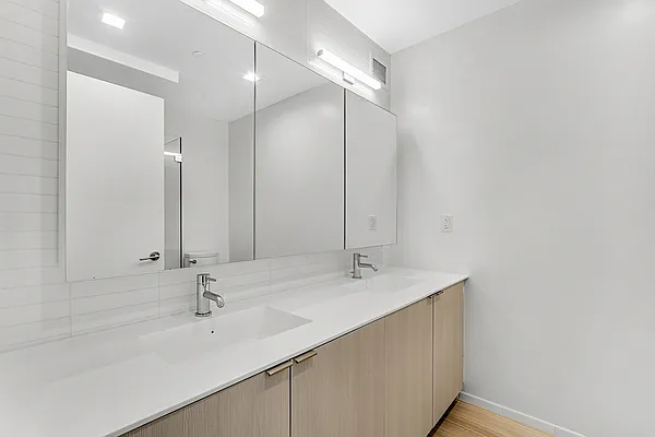 Rented by The Dermot Realty Management Company | media 30