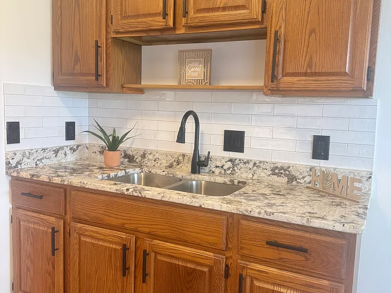 431 Tollis Pkwy #151B — Photo 4