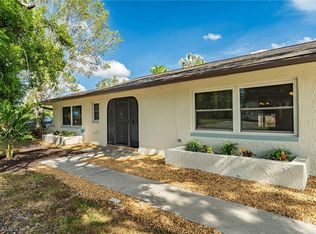 8518 Exeter St, Fort Myers, FL 33907