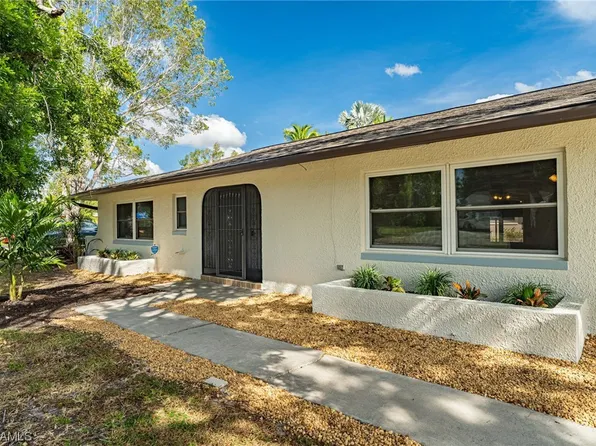 8518 Exeter St, Fort Myers, FL 33907