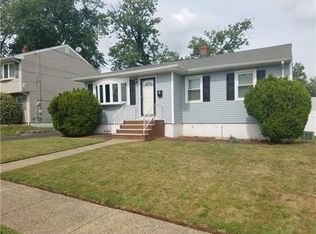 34 George St, Avenel, NJ 07001