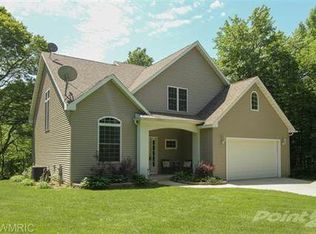 65363 16th Ave, South Haven, MI 49090