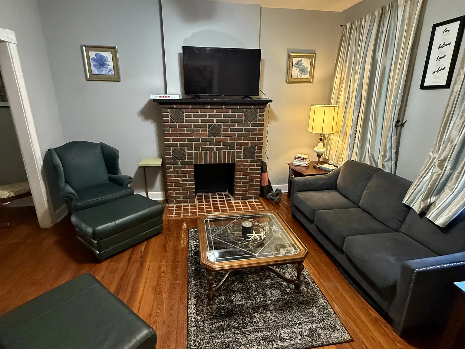 717 W Clay Street — Photo 3