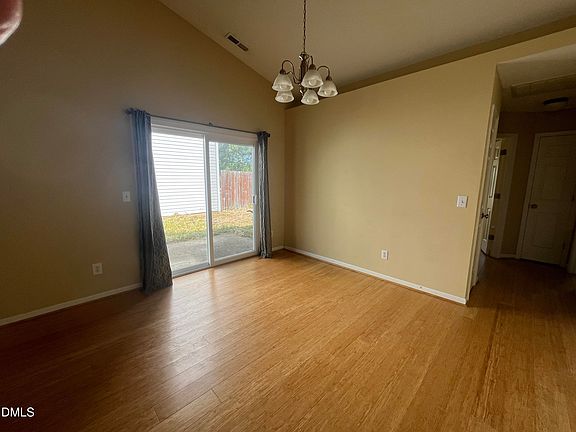 3rd image of 9112 Colony Village Ln