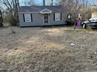 3305 Meadow Ln, Jackson, MS 39212