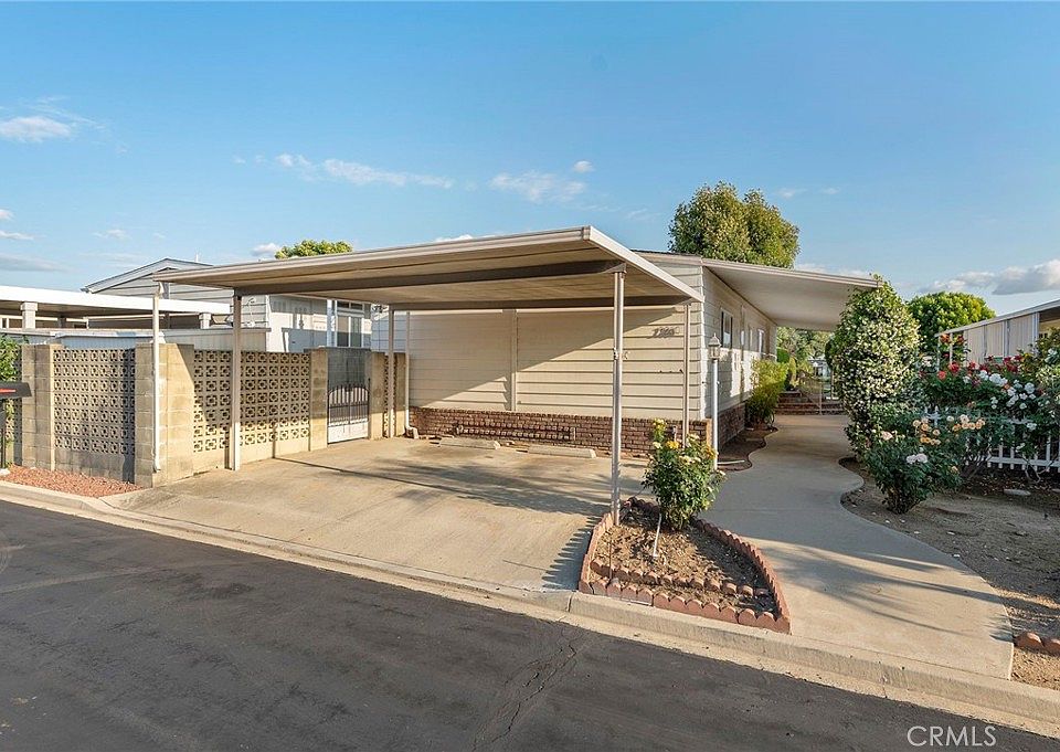 1st image of 2260 Lake Forest Cir