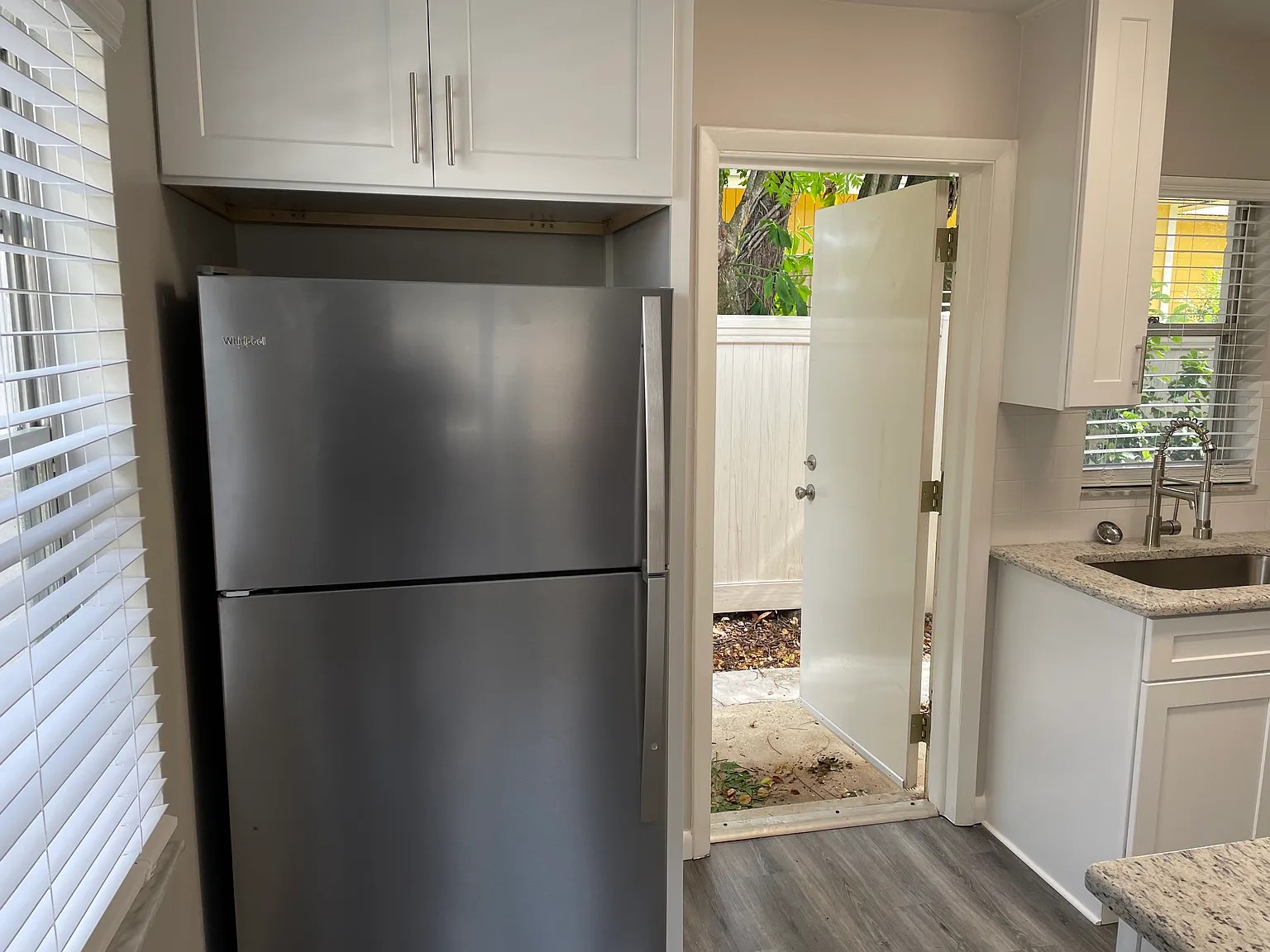 2 bed, 713 sqft, $1,475 — Photo 4
