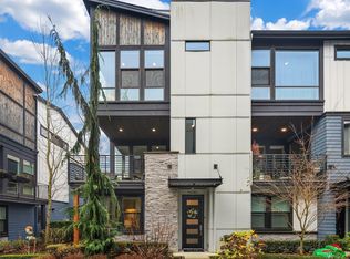 Dawson Square, Bothell, WA 98011