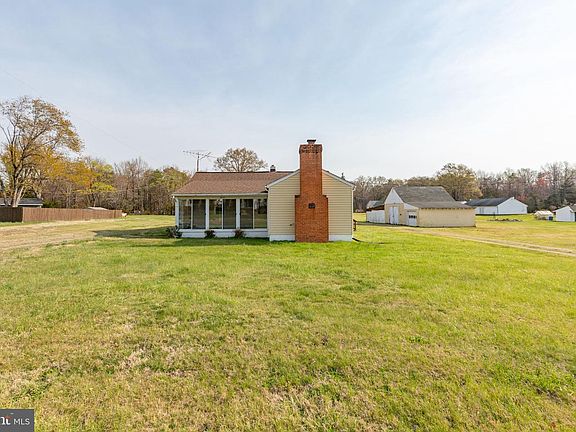 4th image of 12425 Five Mile Rd