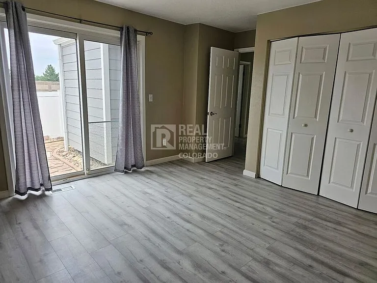 11915 Madison Pl — Photo 7