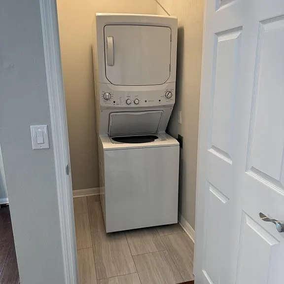 420 Park Lake Dr — Photo 75