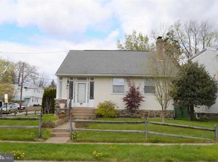 54 S Fairview Ave, Upper Darby, PA 19082