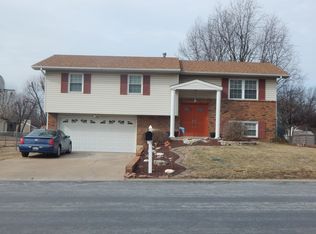 307 Bridle Ridge Rd, Collinsville, IL 62234