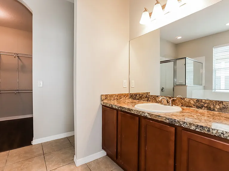 925 Krenson Woods Rd — Photo 10