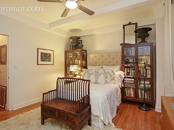 4th image of 440 W End Ave #2F