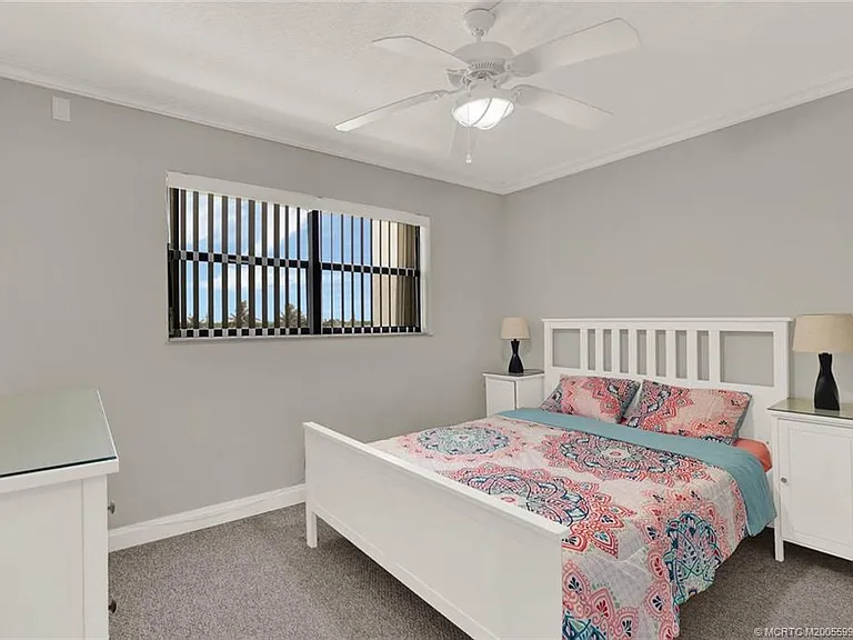 9490 S Ocean Dr #410 — Photo 28