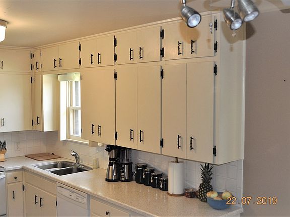 4th image of 1514 Josephine St