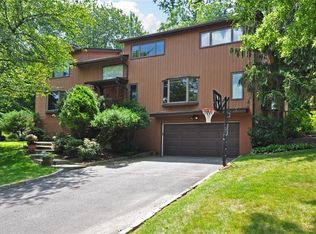 35 Beechwood Rd, Irvington, NY 10533