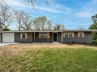 13 Alfresco Dr, Ballwin, MO 63021