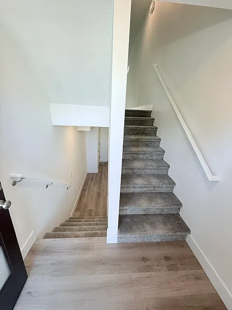4 bed, 1868 sqft, $2,795 — Photo 2