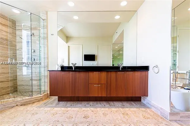 16001 Collins Ave #1106 — Photo 20