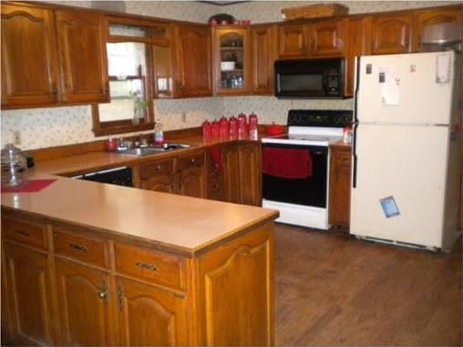 3rd image of 5522 Sloan Ave