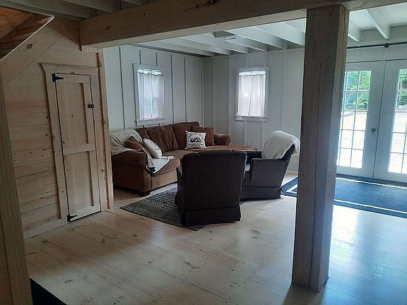 5th image of 141 Washburn Rd