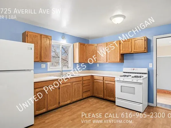 5725 Averill Ave SW, Wyoming, MI 49548