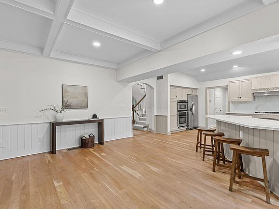 5th image of 5533 Stillwater Ave