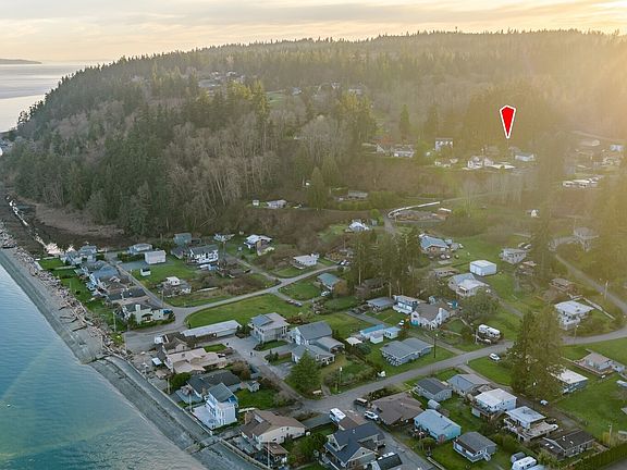 5th image of 6897 Helena Street