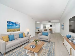 1001 Bay St #2908, Toronto, ON M5S3A6