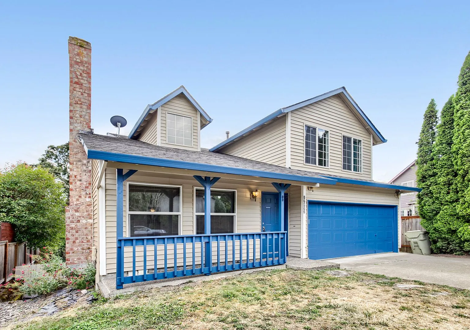3BR/2.5BA Two-Story Home in Bethany/NW Portland Expansive Backyard Deck, Fully Fenced Yard & 2-Ca... — Photo 2