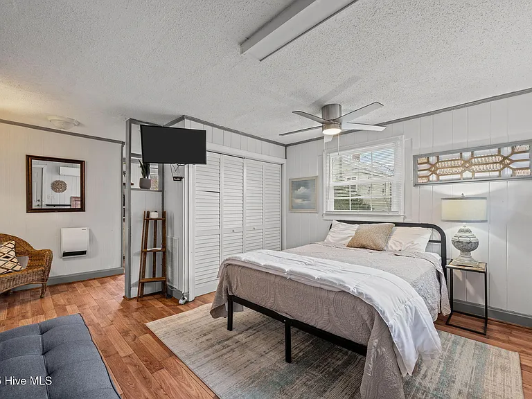 411 George St #3 — Photo 1