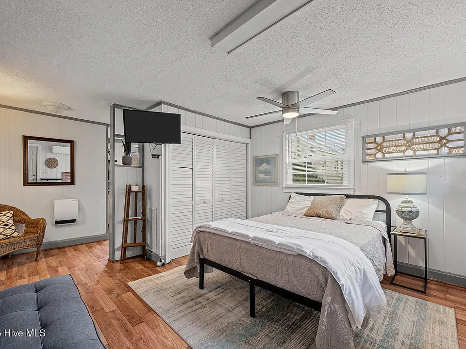 411 George St #3