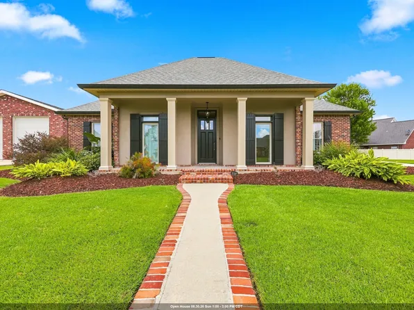 126 W 40th Pl, Cut Off, LA 70345