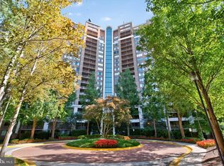10101 Grosvenor Pl APT 1603, Rockville, MD 20852