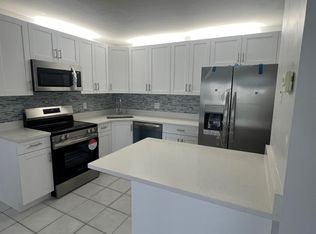 1109 Green Pine Blvd APT F1, West Palm Beach, FL 33409