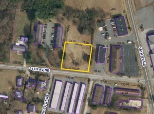 1561 14th Ave NE, Hickory, NC 28601