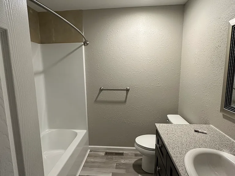 2607 W Village Ter — Photo 7