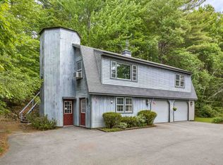 10 Pine Hill Rd, Henniker, NH 03242