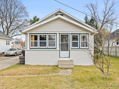 2210 Gaynor Ave NW, Grand Rapids, MI, 49544